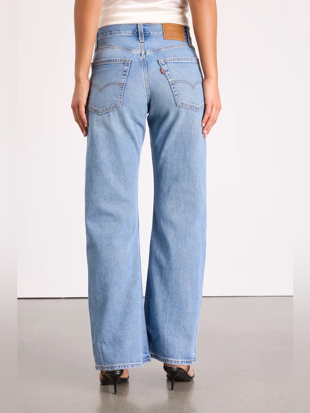 Levi's Premium Light Wash High Rise Loose Boot Jeans 26 Stretch Quality Denim